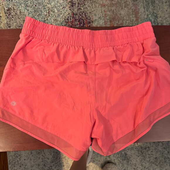 Pink Athleta Mesh Racer Short in 4" in Size M - Picture 2 of 2